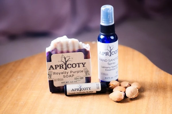 Apricoty gift set with handmade soap and body care products
